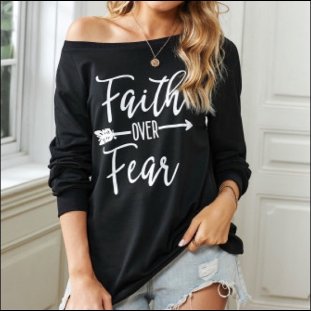 Faith Over Fear Black Pullover Size Large